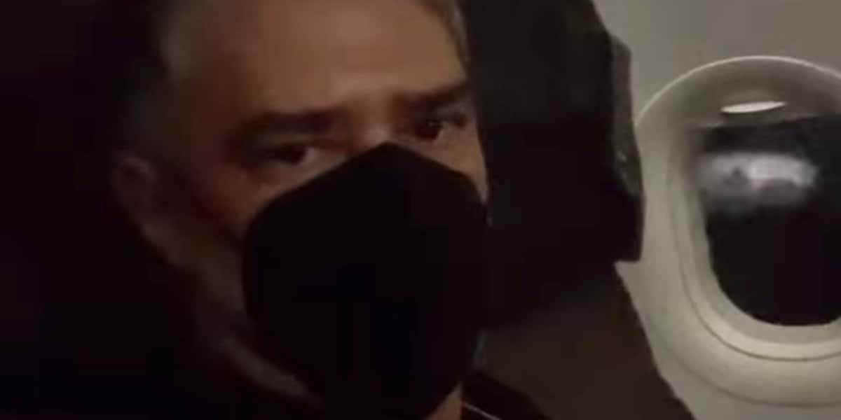 William Bonner pegou tempestade durante viagem de avião (Foto: Reprodução / Instagram)