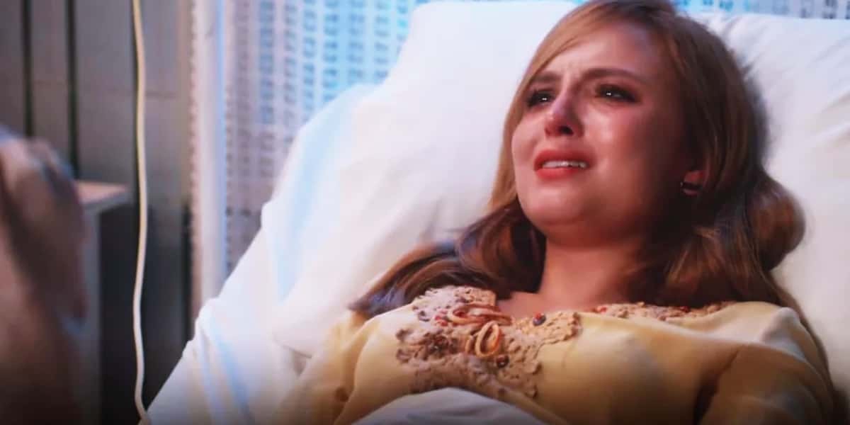 Isadora em hospital na novela Além da Ilusão (Foto: Reprodução/Globo)