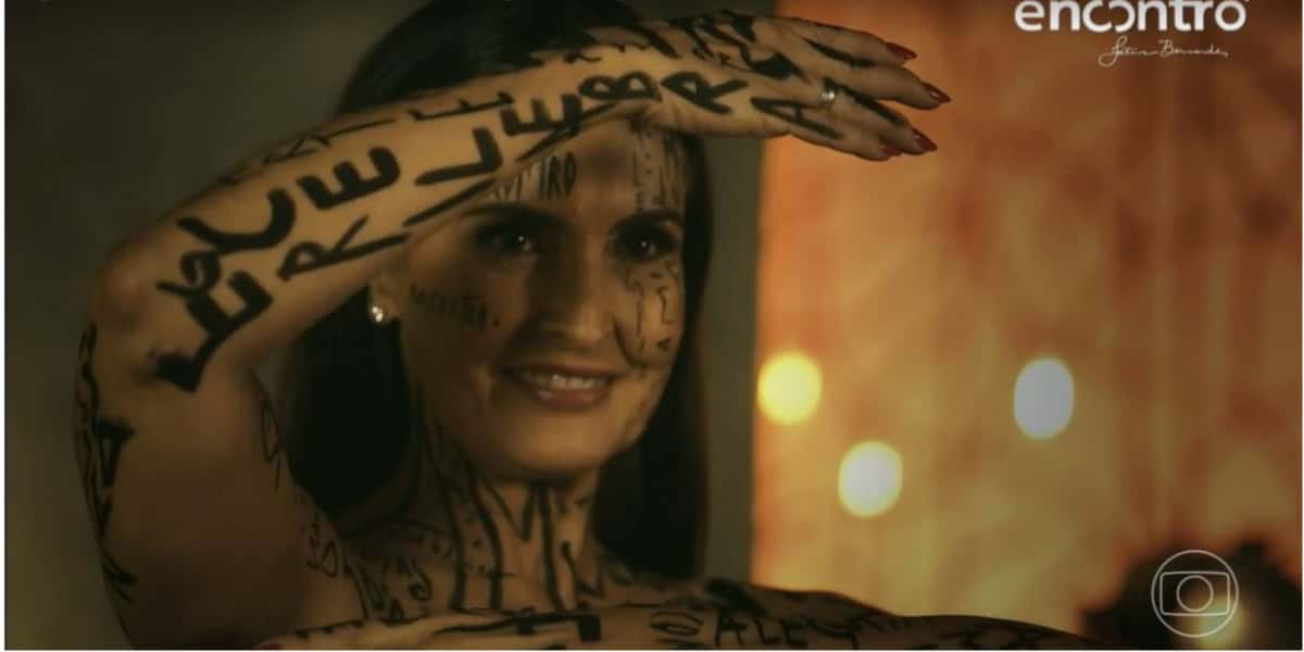 Fátima Bernardes completou 10 anos de "Encontro" oficialmente (Foto: Reprodução/TV Globo)