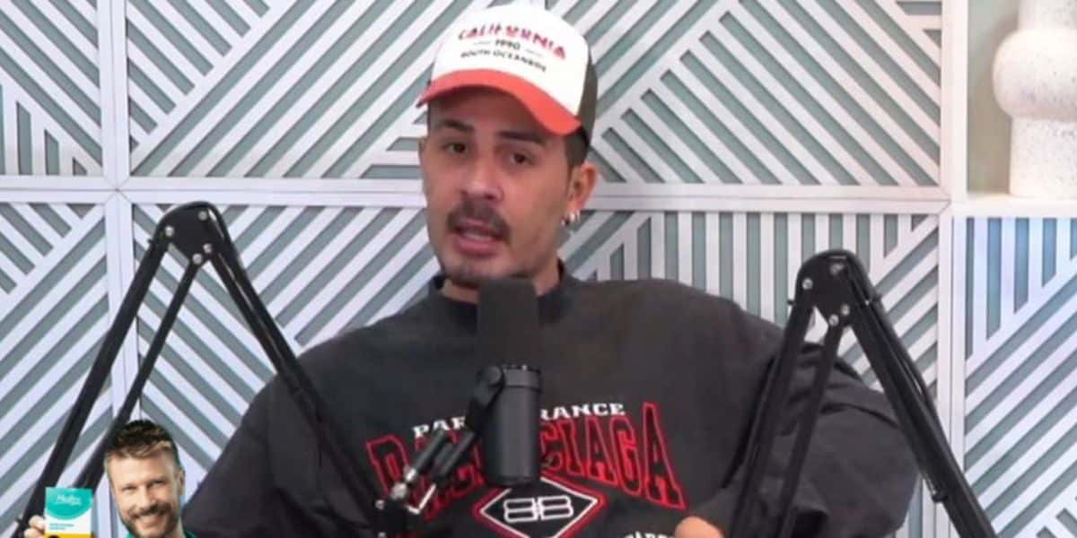 Carlinhos Maia revela doença ao público e comunica que se afastará das redes sociais: 'Não estou 100%' - Reprodução Youtube