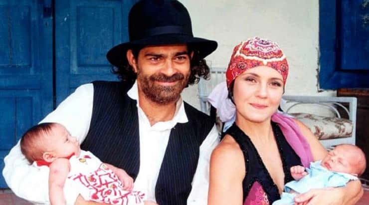 Eduardo Moscovis e Adriana Esteves na novela O cravo e a Rosa, 2000 — Foto: Zé Paulo Cardeal/Globo