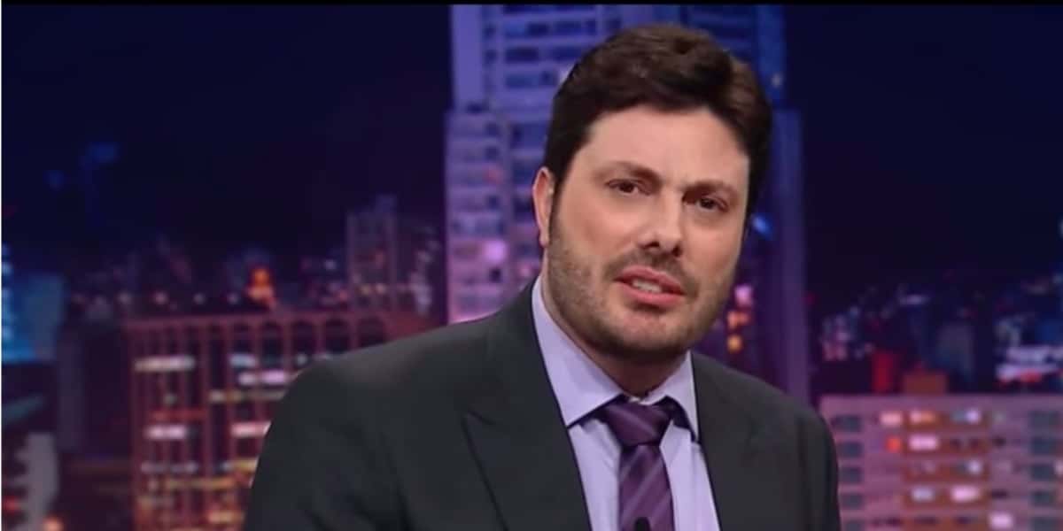 Famosa vai ao The Noite e dá previsão preocupante a Danilo Gentili sobre futuro do programa: "Toma cuidado" - Foto: Reprodução