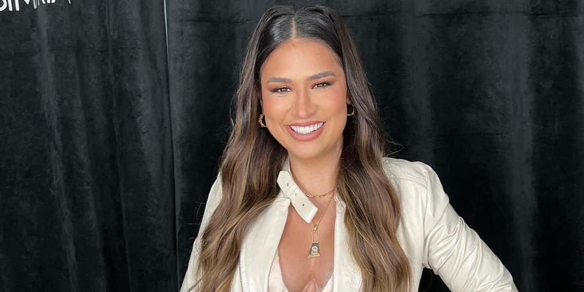 Simone agora é solista em outubro (Foto: Reprodução / Instagram)