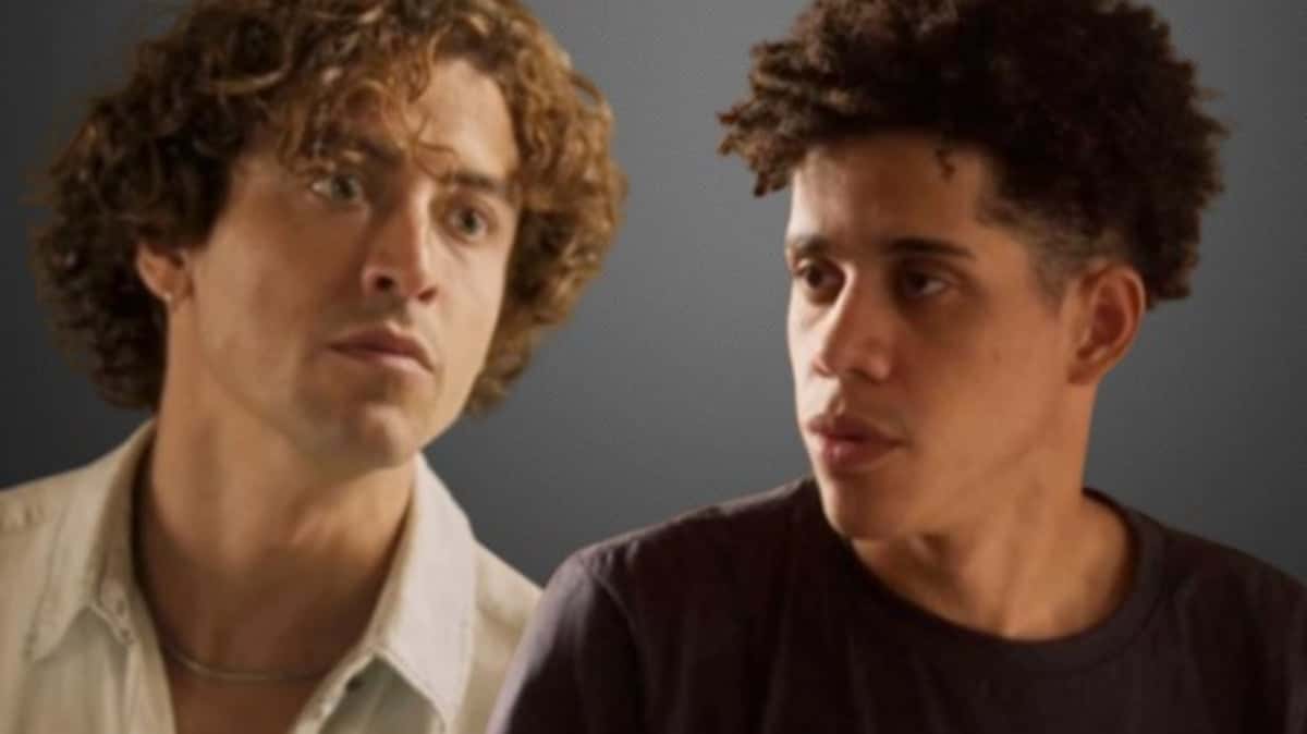Pantanal - Jove (Jesuíta Barbosa) recebe incumbência de dar notícia do óbito de filho de Tenório (Murilo Benício) (Foto: Reprodução / Globo / Montagem TV Foco)