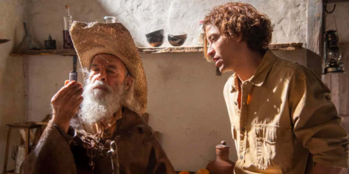 Velho do Rio (Osmar Prado) e Jove (Jesuíta Barbosa) em cena de Pantanal - Foto: Reprodução / Globo