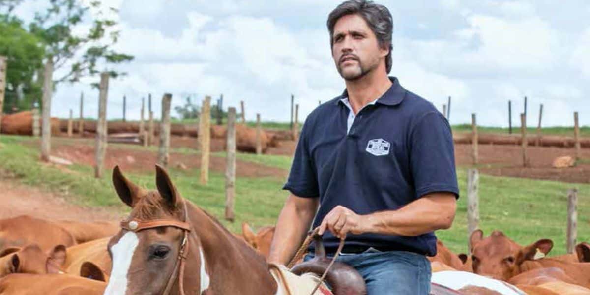 Léo Chaves em seu cavalo (Reprodução)