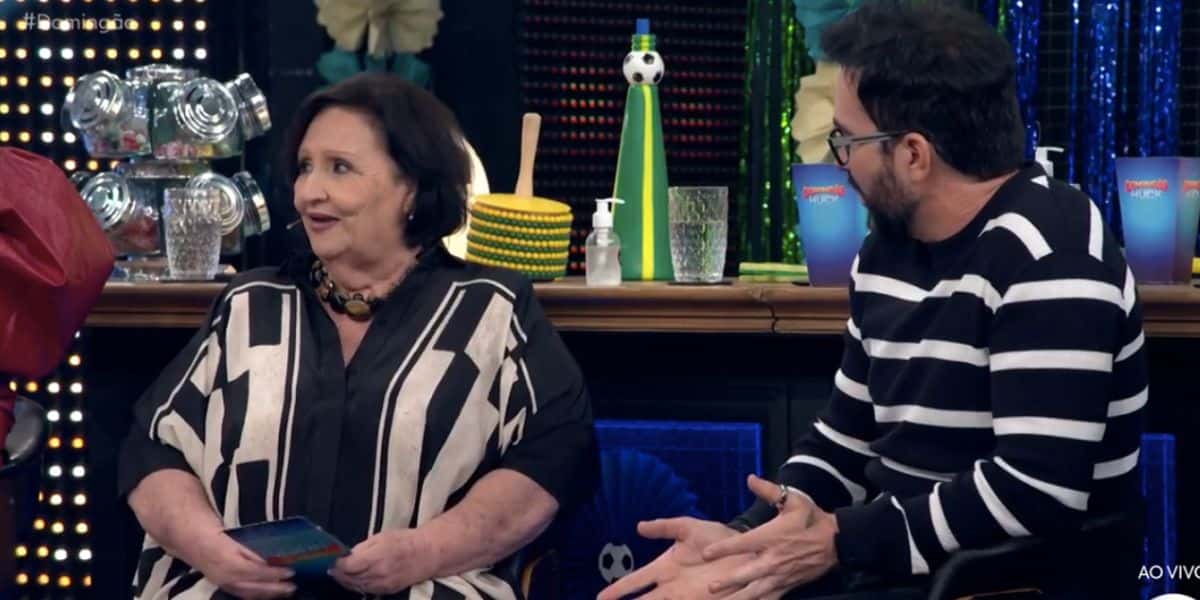 Dona Déa e Padre Fábio de Melo no Domingão (Reprodução)
