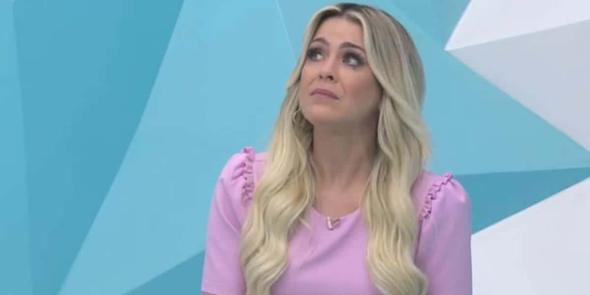 Renata Fan chora com despedida de estrela anunciada no Jogo Aberto (Reprodução: Band)