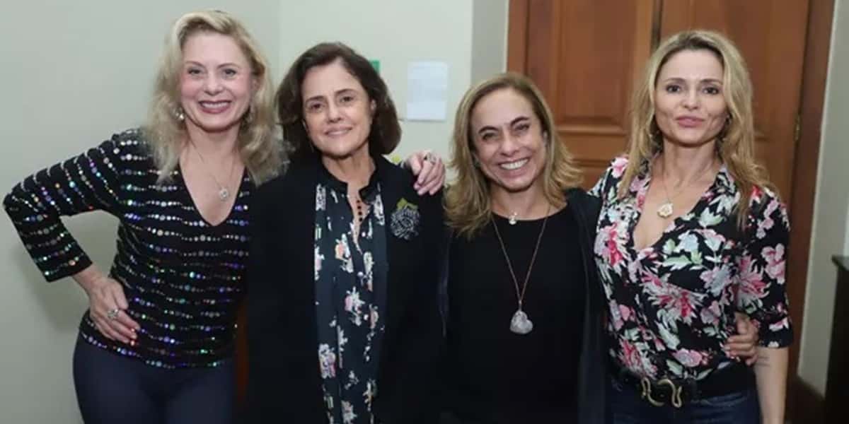 Vera Fischer e Marieta Severo estiveram no elenco de Pátria Minha (Foto: Reprodução / Globo)
