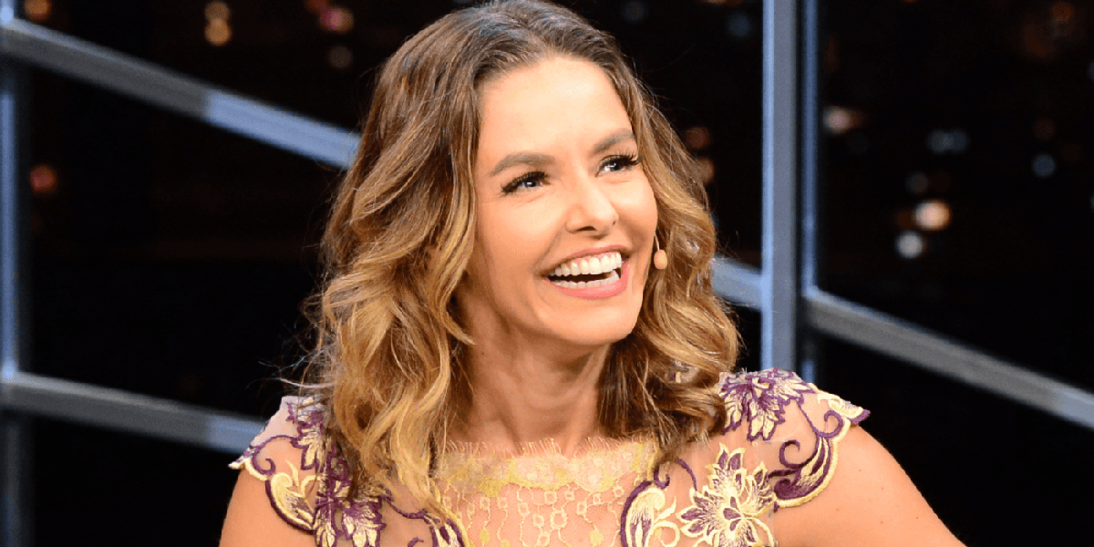 Bianca Rinaldi vive relação com 22 anos mais velha (Foto: Divulgação)