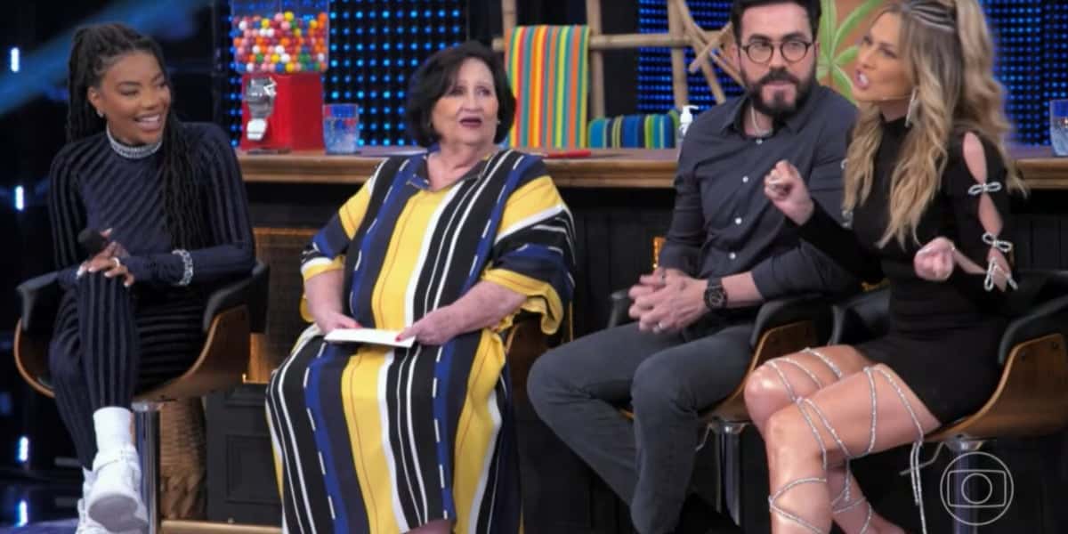 Lívia Andrade e Dona Déa Lúcia causaram no Domingão com Huck (Foto: Reprodução)