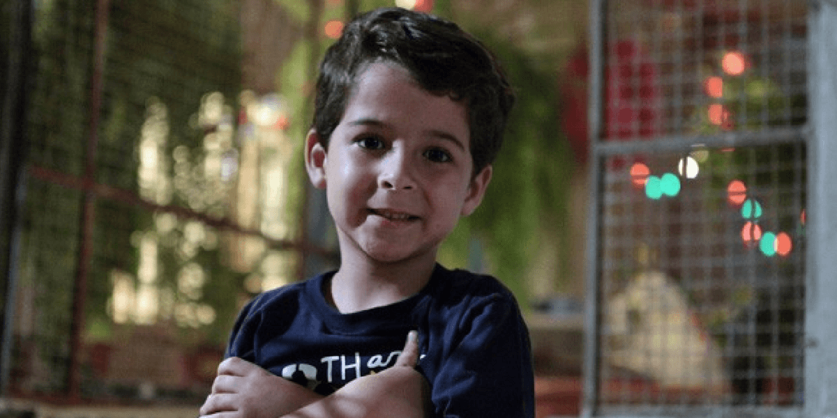 Ator mirim de "Salve Jorge", cresceu e se tornou um jovem lindo (Foto: Divulgação)