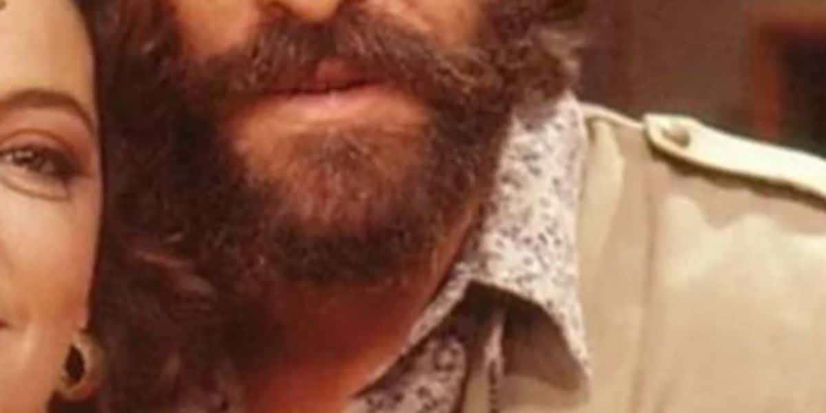 No ar em "Mar do Sertão", galã da Globo foi denunciado por ter bafo e atriz detonou tudo o que pensa - Foto: Reprodução