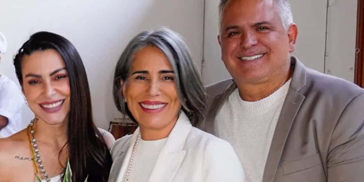 Cleo Pires, Glória Pires e Orlando Morais (Foto: Reprodução / SBT)