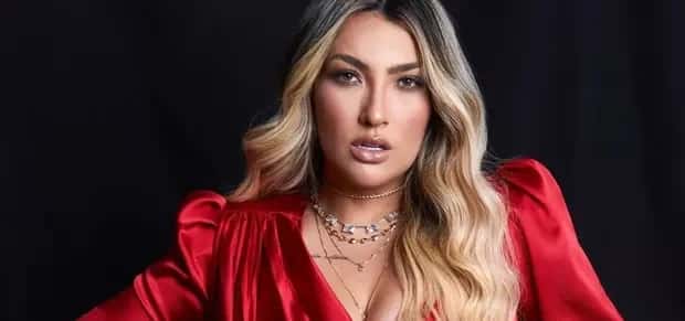 thayse-teixeira