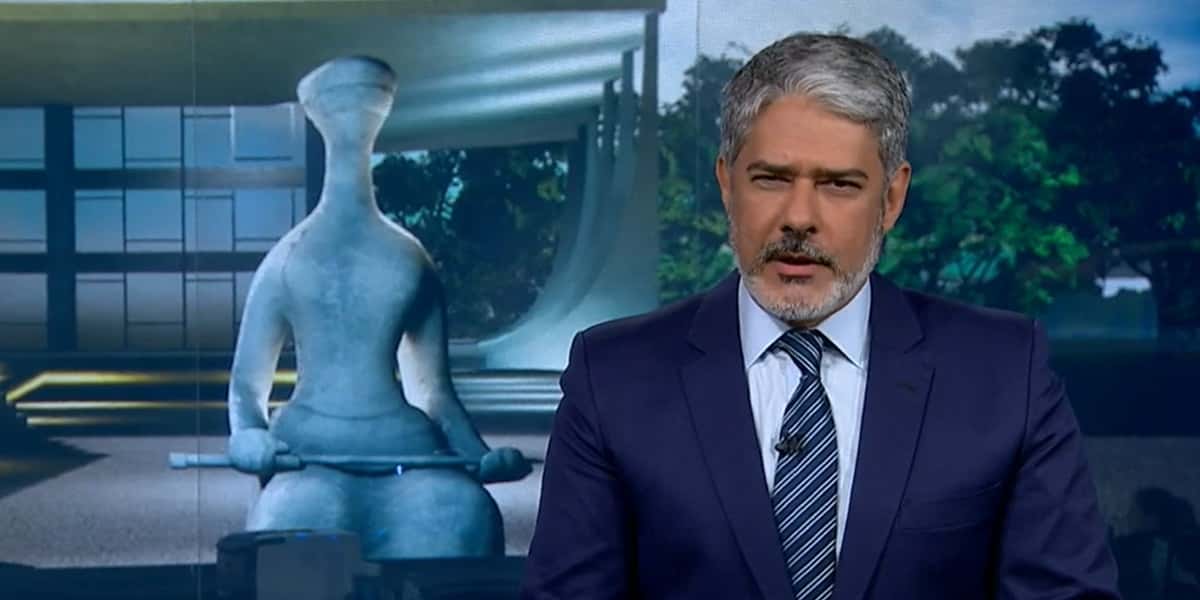 William Bonner ao vivo no Jornal Nacion (Foto: Reprodução)