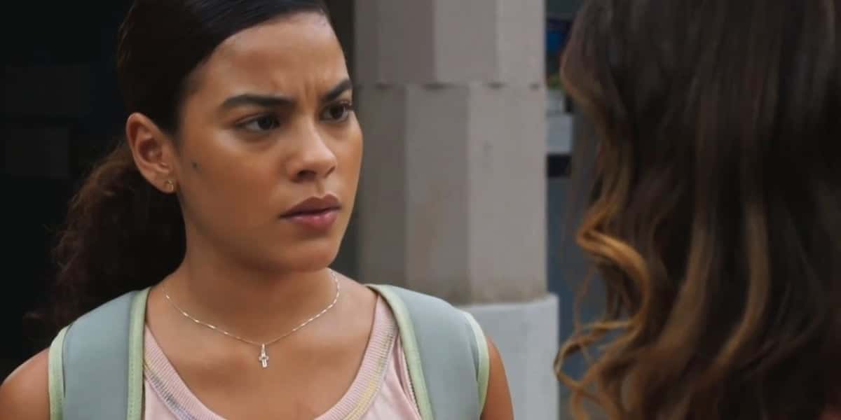 Jenifer na novela Vai na Fé (Foto: Reprodução/Globo)