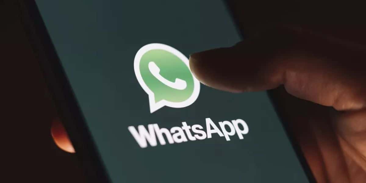 Aplicativo do WhatsApp em um celular. Foto: Reprodução / Internet)