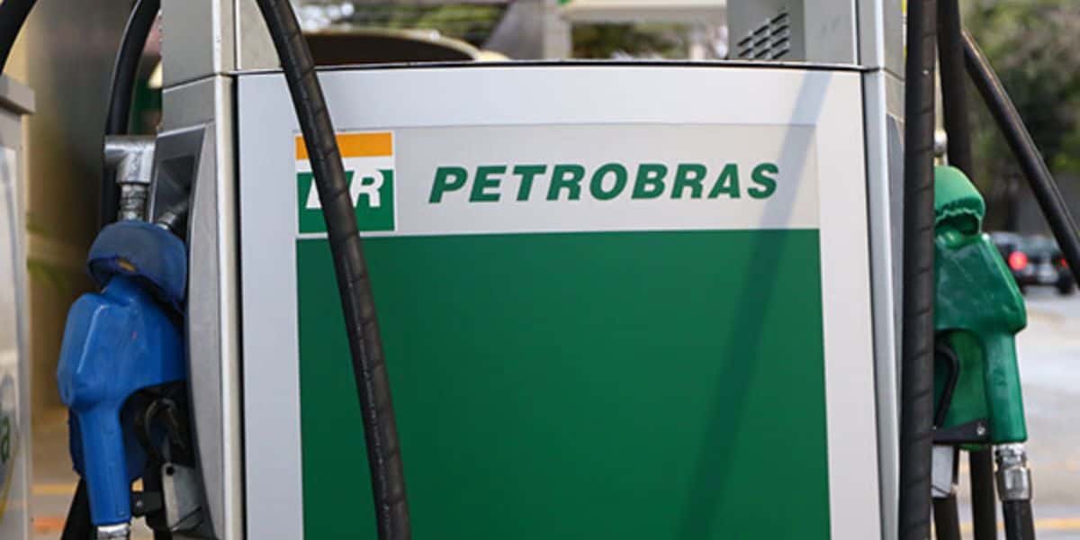 Bomba de combustível de posto da Petrobras - Foto Reprodução Internet