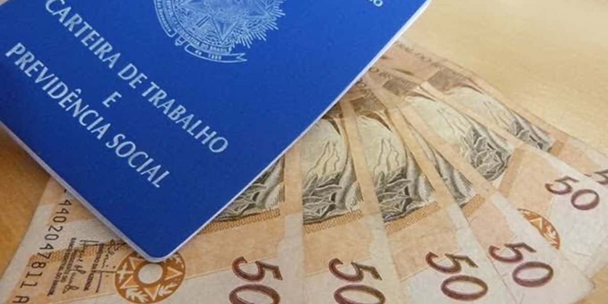Dinheiro extra do abono salarial aos trabalhadores (Reprodução/Internet)