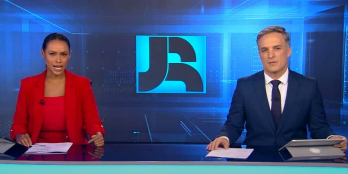 Salcy Lima e Leandro Stoliar marcaram alta audiência com o "Jornal da Record" (Foto: Reprodução/Record)