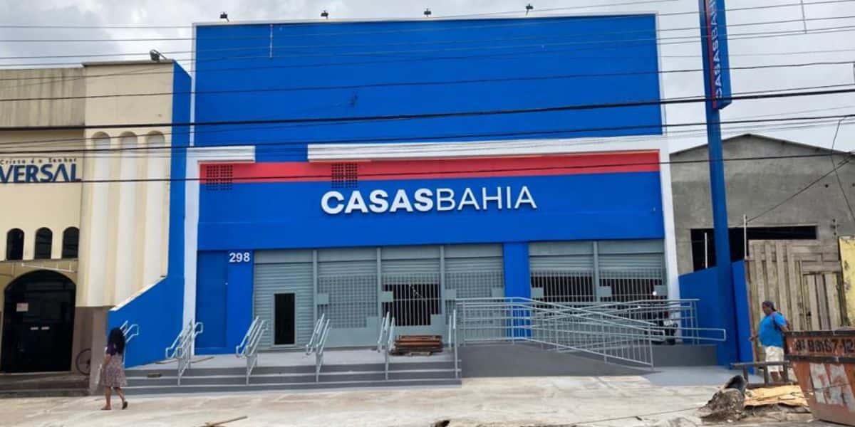 Fachada de umas das lojas das Casas Bahia fechada - Foto Reprodução Internet