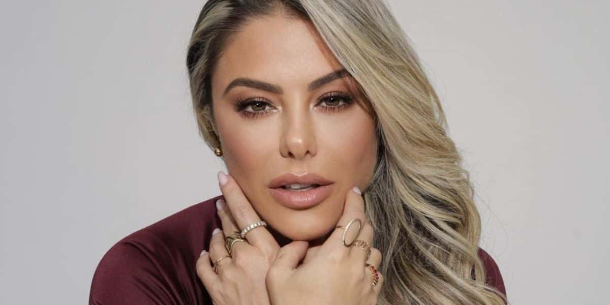Poliana Rocha (Foto: Deville)