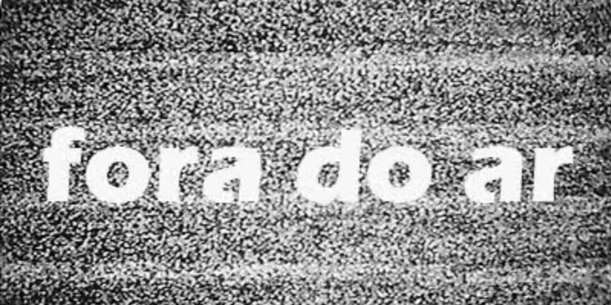 Emissora deu adeus ao vivo (Reprodução: Internet)