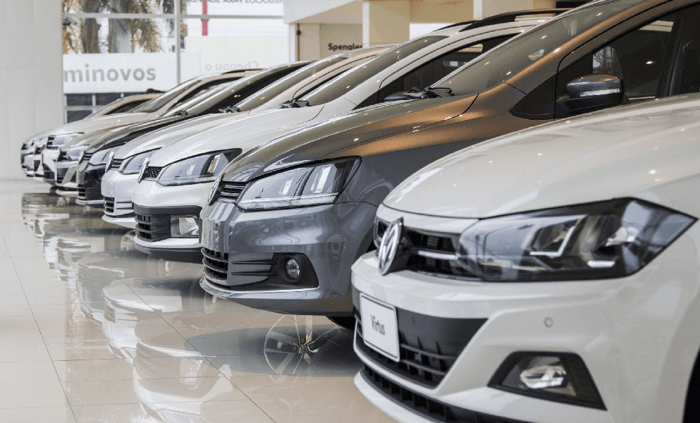 Carros usados podem ser comprado por menos de R$ 50 mil (Foto: Reprodução/ Internet)