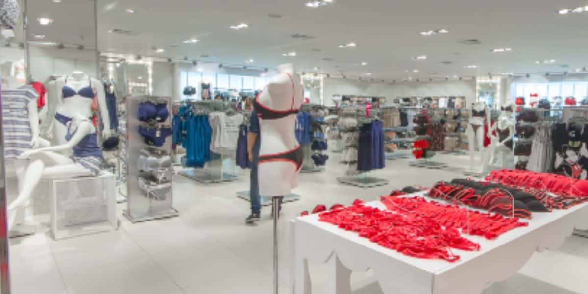 O fim chegou? Tradicional loja de roupas recebe mais dois pedidos de FALÊNCIA e situação é delicada - Foto Internet
