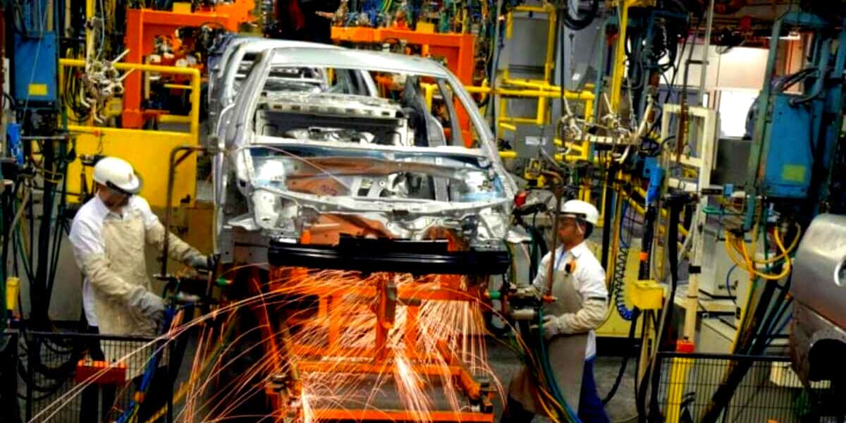Carro amado por muitos brasileiros foi extinto por montadora (Foto Reprodução/Internet)