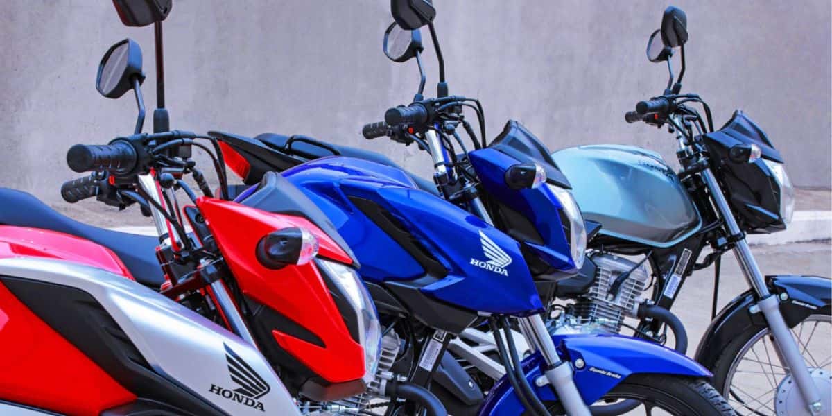 Algumas motos em exposição (Reprodução - Internet)