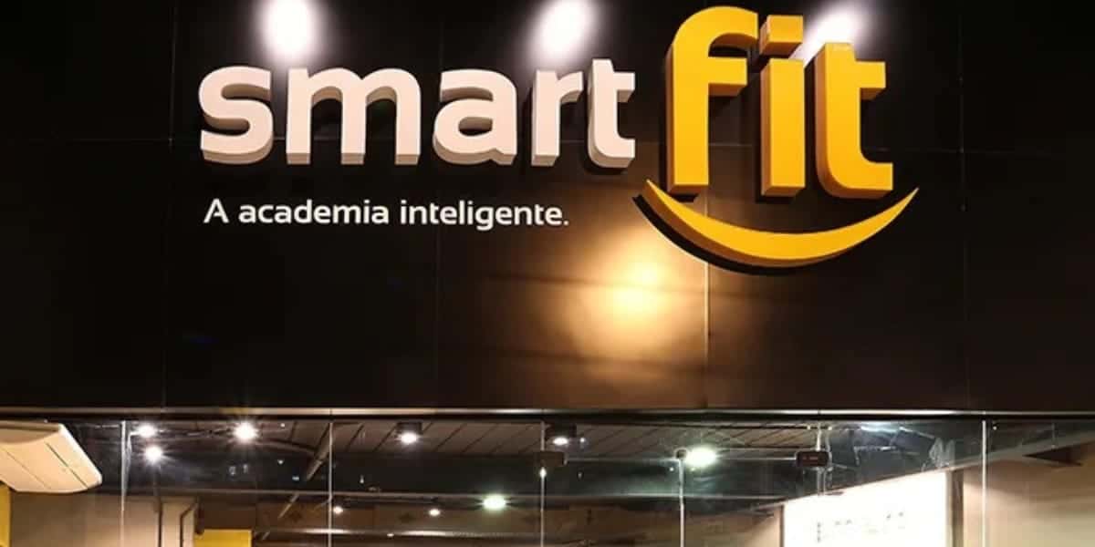 Smart Fit está fazendo absurdo com seus alunos (Reprodução: Internet)