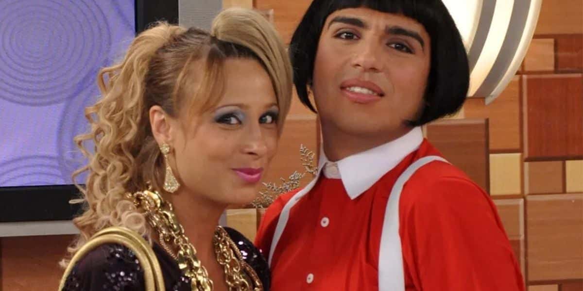 Lady Kate (Katiuscia Canoro) e Cleitom (Caike Luna) durante gravações do programa 'Zorra Total' - Foto: Globo
