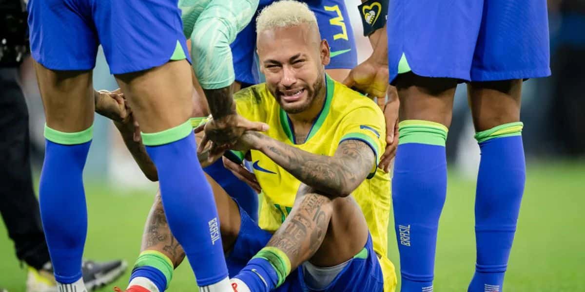 Neymar chorando na seleção brasileira (Reprodução - Internet)