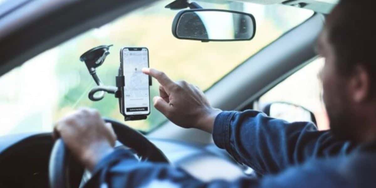 Função da Uber deixa corridas mais baratas e novidade cai como presente aos clientes nesta terça - Foto: Internet