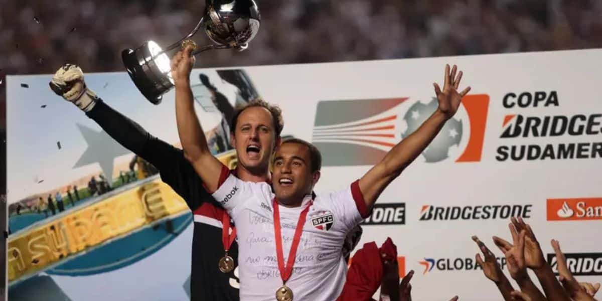 Lucas Moura no título da Sul Americana pelo São Paulo (Reprodução - Internet)
