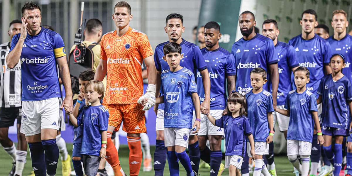 Para a alegria da torcida, Cruzeiro se reforça com jogadores da base (Foto: Divulgação)