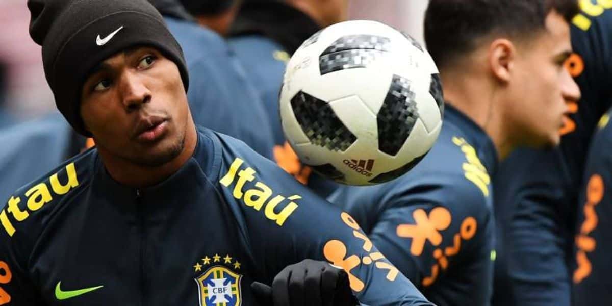 Douglas Costa na seleção (Reprodução - Internet)
