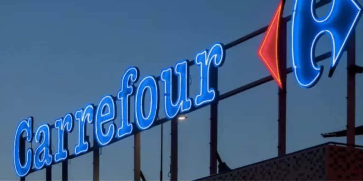 O Carrefour - Foto: Reprodução / Internet