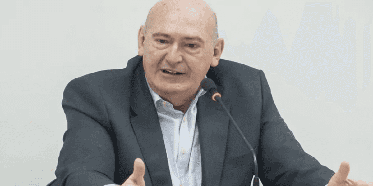 Santos conta agora com reforço de peso que fez Rueda dar pulos de alegria (Foto: Reprodução Internet)