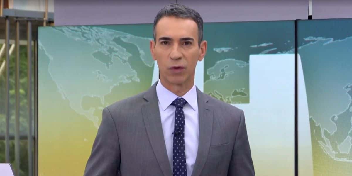 César Tralli no Jornal Hoje (Foto: Reprodução / Globo)