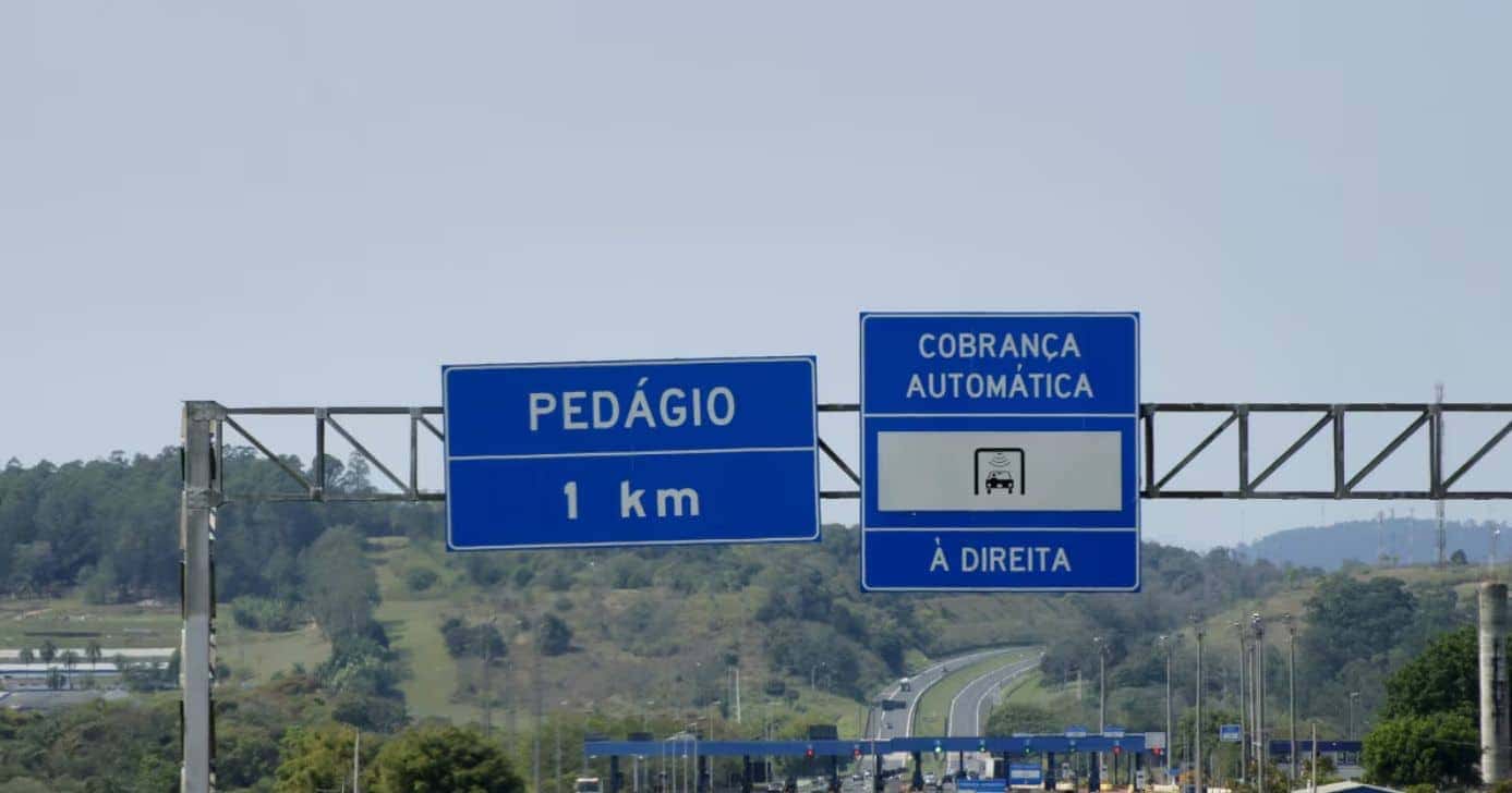 Pedágio está presente nas rodovias pela cidade - Foto: Internet