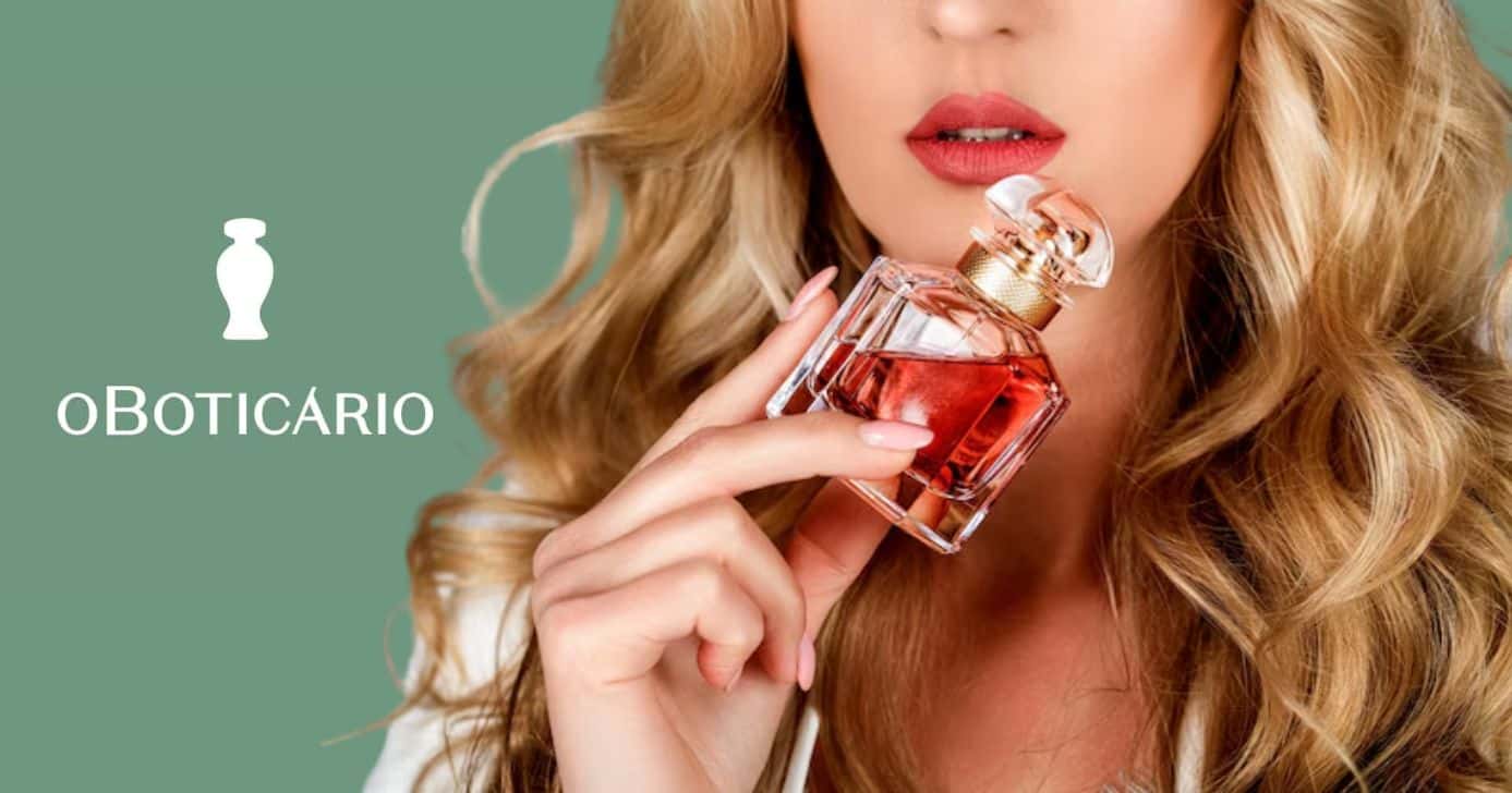 Logo do Boticário e mulher segurando perfume (Fotos: Reproduções / Internet / Freepik)