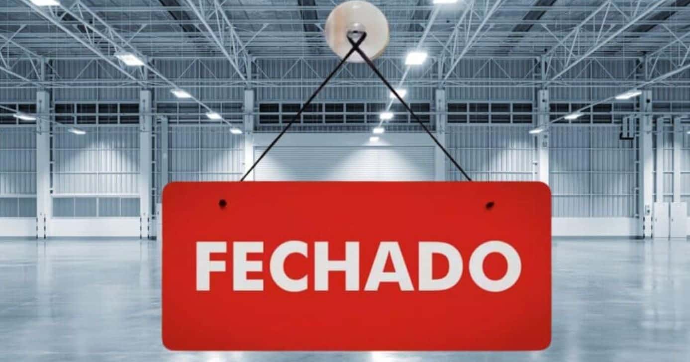 Fechado - Montagem: TVFOCO