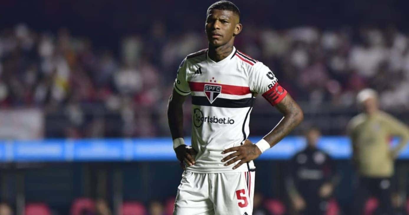 Dupla de Arboleda e +2 FORA São Paulo arma debandada de 3 craques (Foto: Reprodução/Internet)