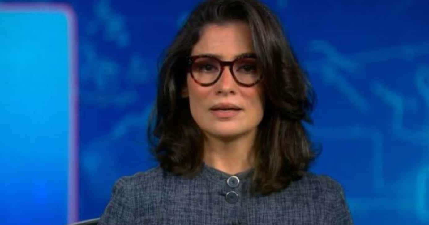 Renata Vasconcellos comandando o Jornal Nacional - Foto: Montagem