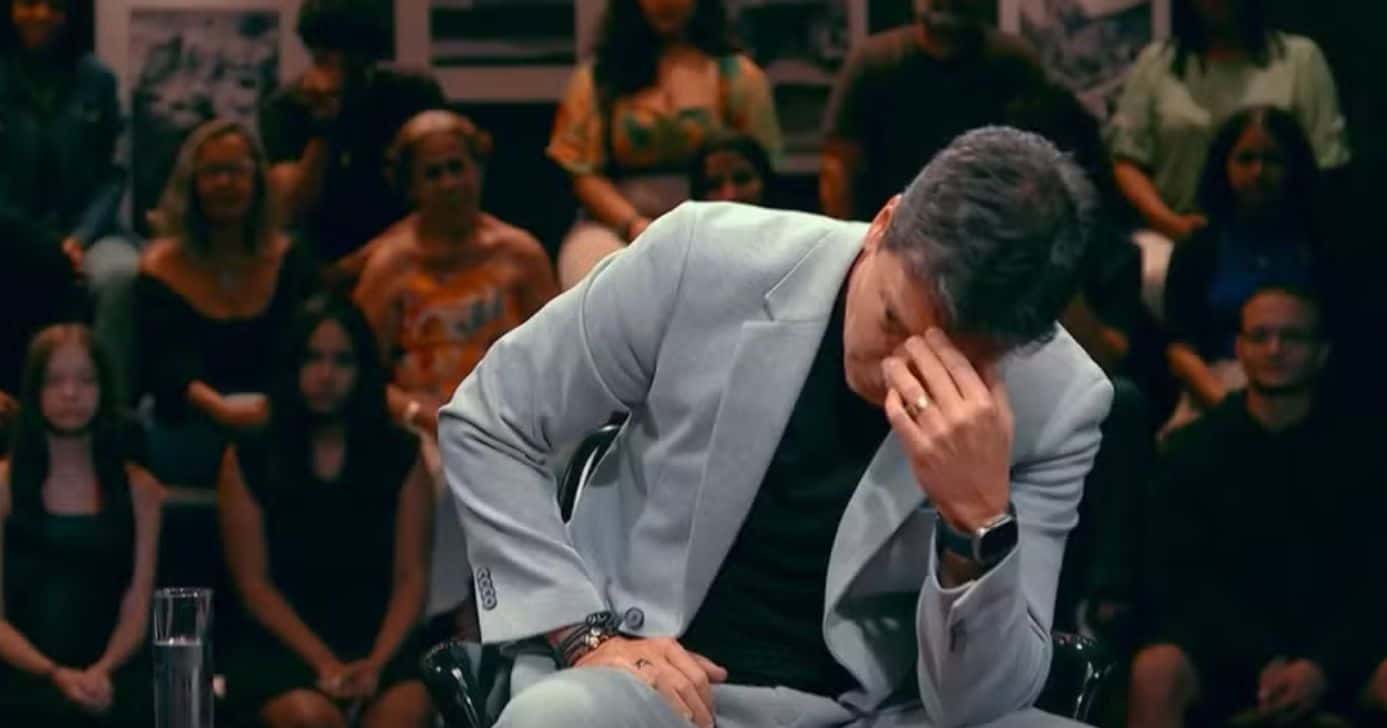 Rodrigo Faro no Que História É Essa, Porchat? (Foto: Reprodução / Globo)