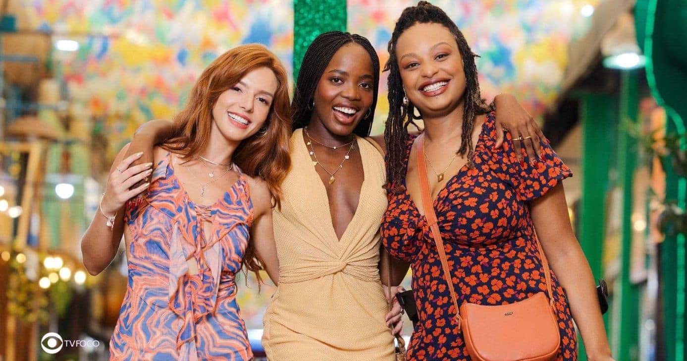 Amigas de Leona em Dona de Mim (Foto: Reprodução / Globo / Montagem TV Foco)