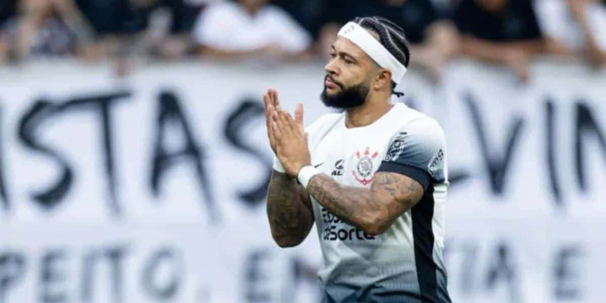 Depay toma decisão final sobre adeus do Corinthians (Reprodução: Rodrigo Coca)